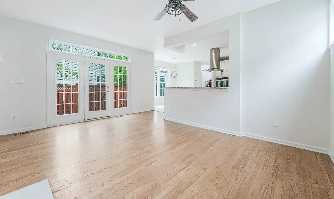 Garrell Group Top Ashburn Realtor 21934 Windover Dr web 14