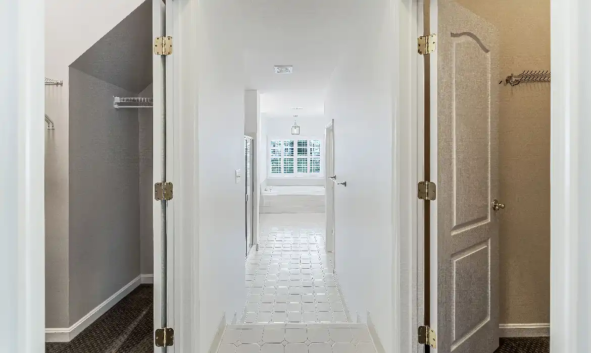 Garrell Group Top Ashburn Realtor 21934 Windover Dr web 31