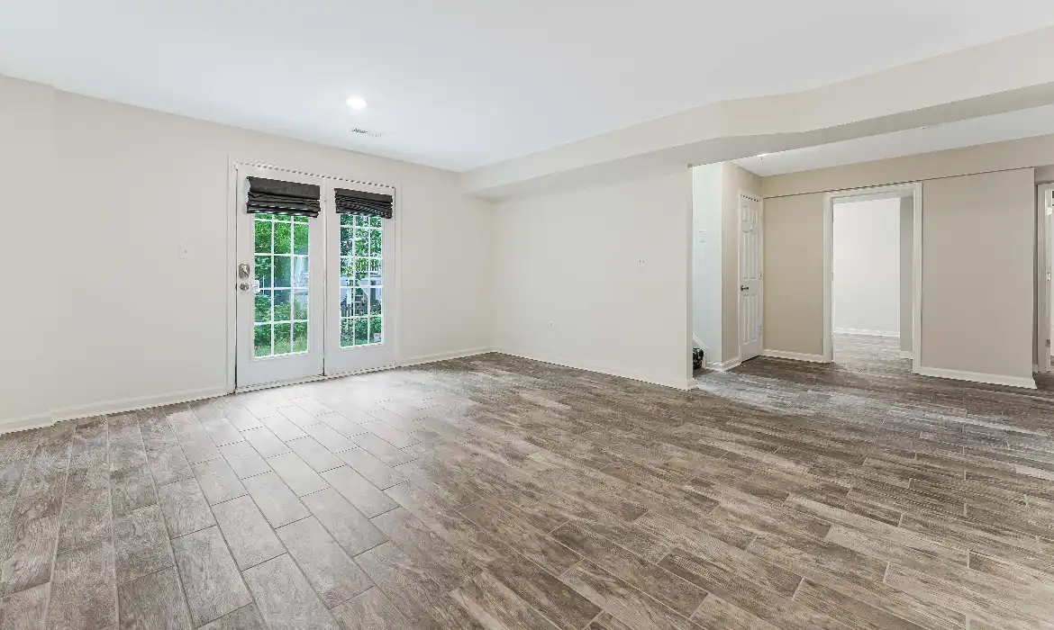 Garrell Group Top Ashburn Realtor 21934 Windover Dr web 41