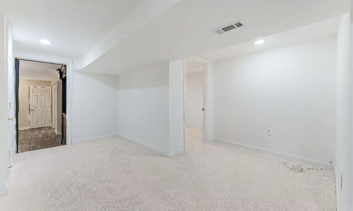 Garrell Group Top Ashburn Realtor 21934 Windover Dr web 43