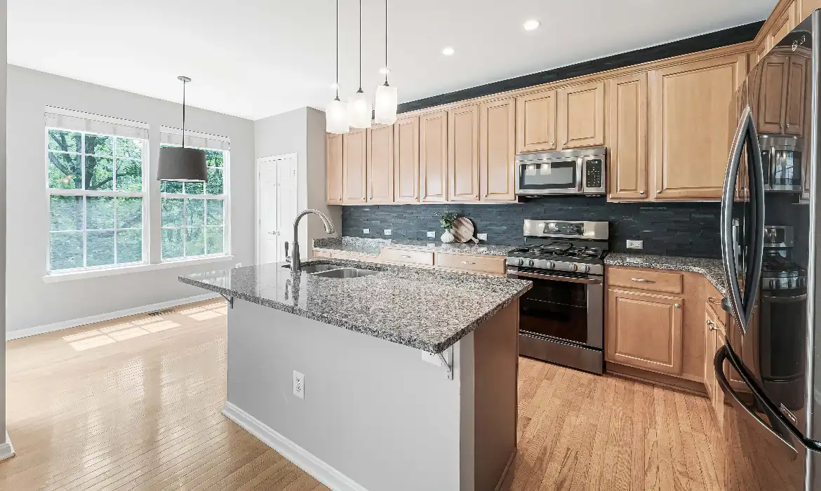 Garrell Group Top Ashburn Realtor 43103 Forest Edge Sq web 08