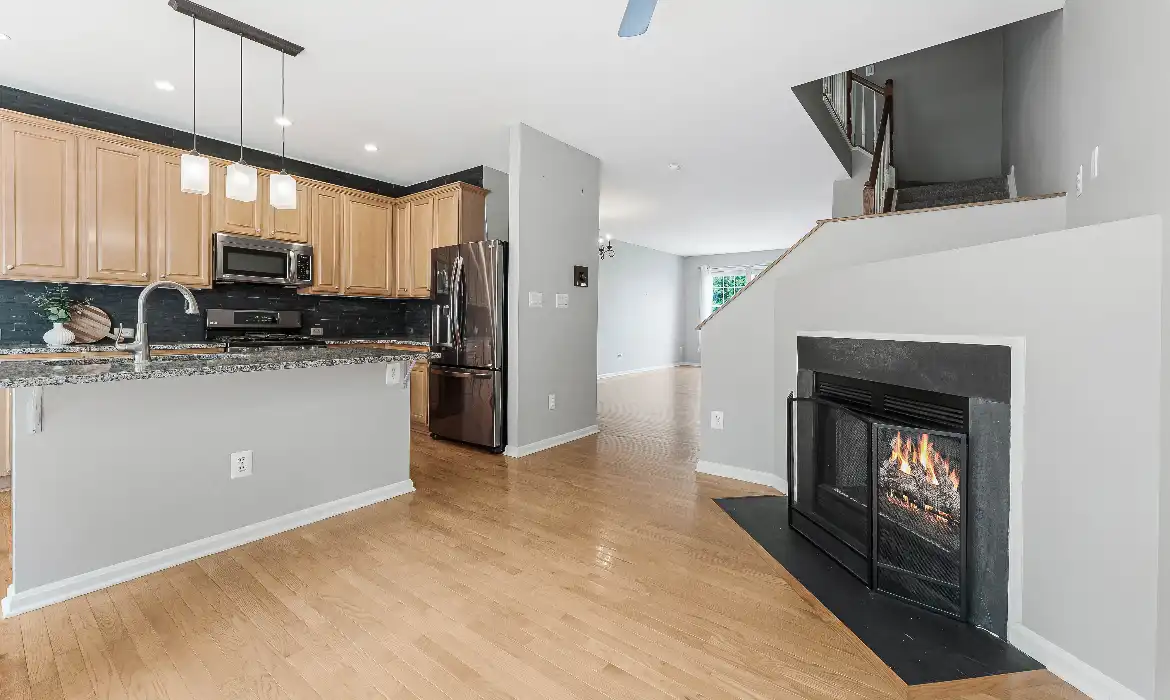 Garrell Group Top Ashburn Realtor 43103 Forest Edge Sq web 15