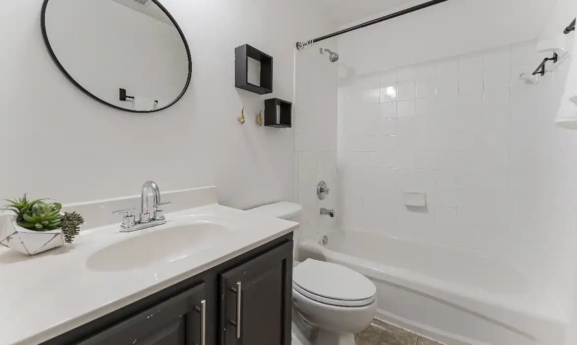 Garrell Group Top Ashburn Realtor 43103 Forest Edge Sq web 27