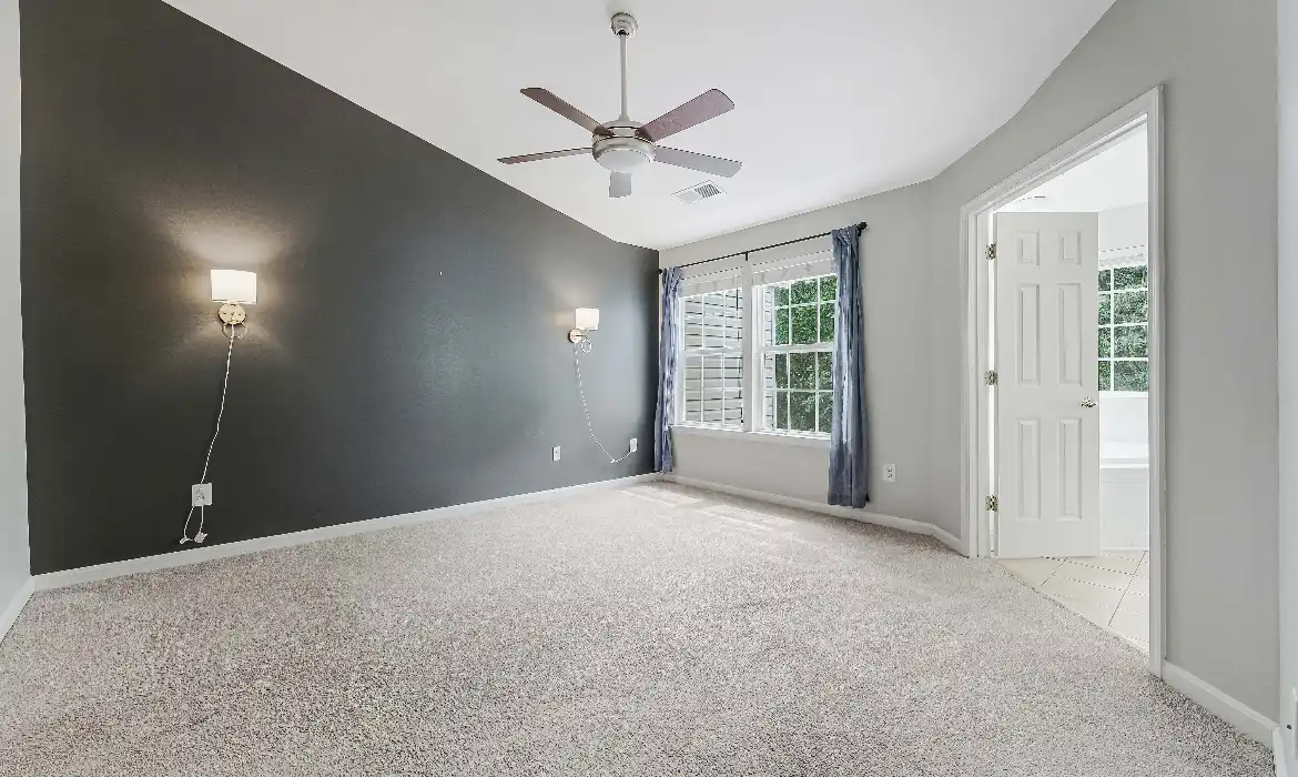 Garrell Group Top Ashburn Realtor 43103 Forest Edge Sq web 30