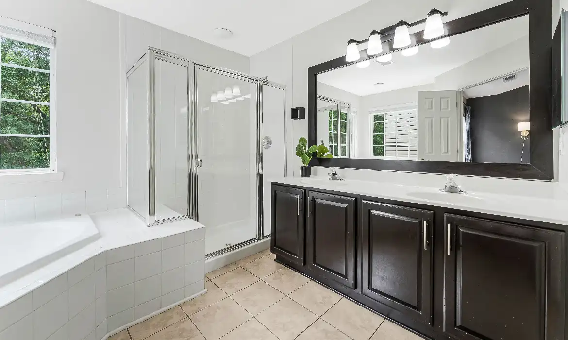 Garrell Group Top Ashburn Realtor 43103 Forest Edge Sq web 31