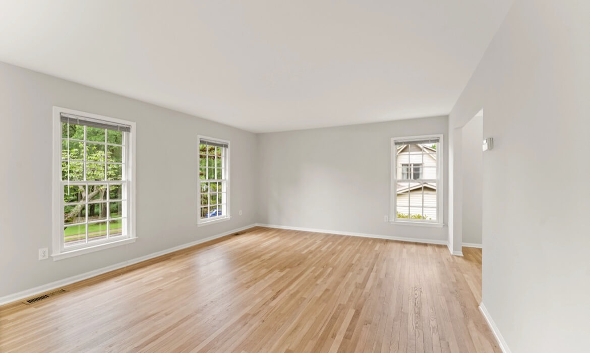 Garrell Group Top Fairfax County Realtor 2660 Oakton Glen Dr 11