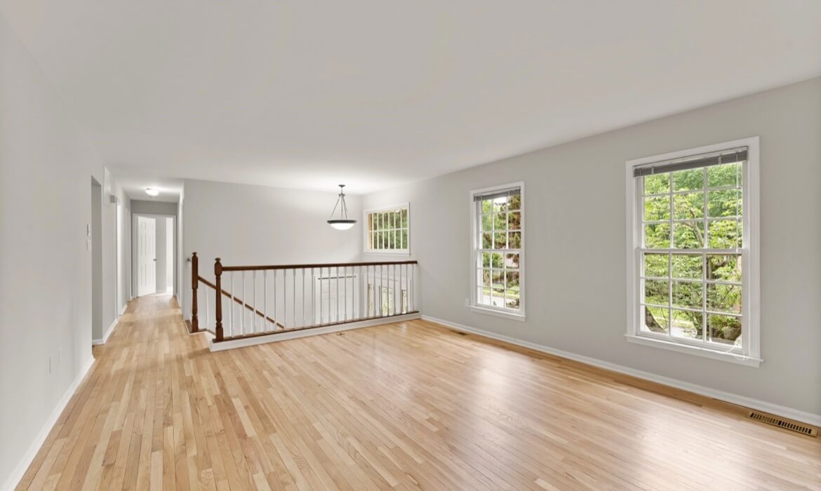 Garrell Group Top Fairfax County Realtor 2660 Oakton Glen Dr 13