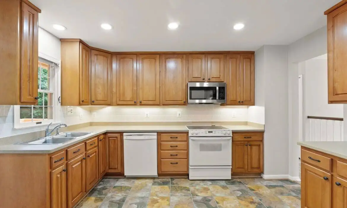 Garrell Group Top Fairfax County Realtor 2660 Oakton Glen Dr 15