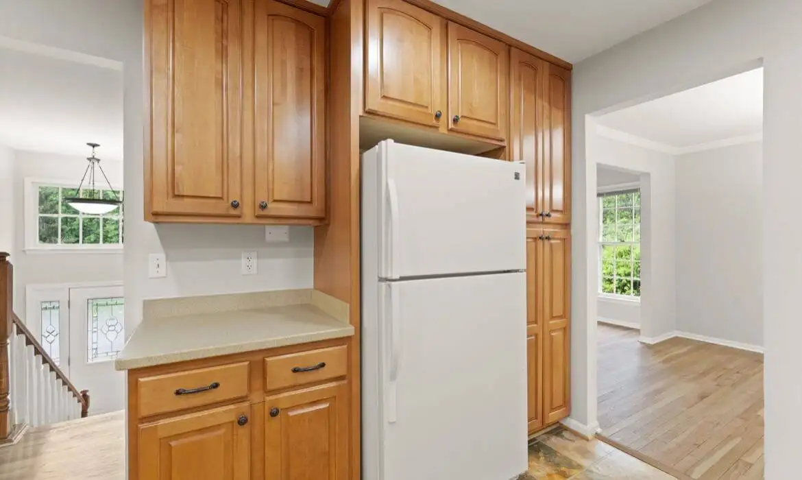 Garrell Group Top Fairfax County Realtor 2660 Oakton Glen Dr 19