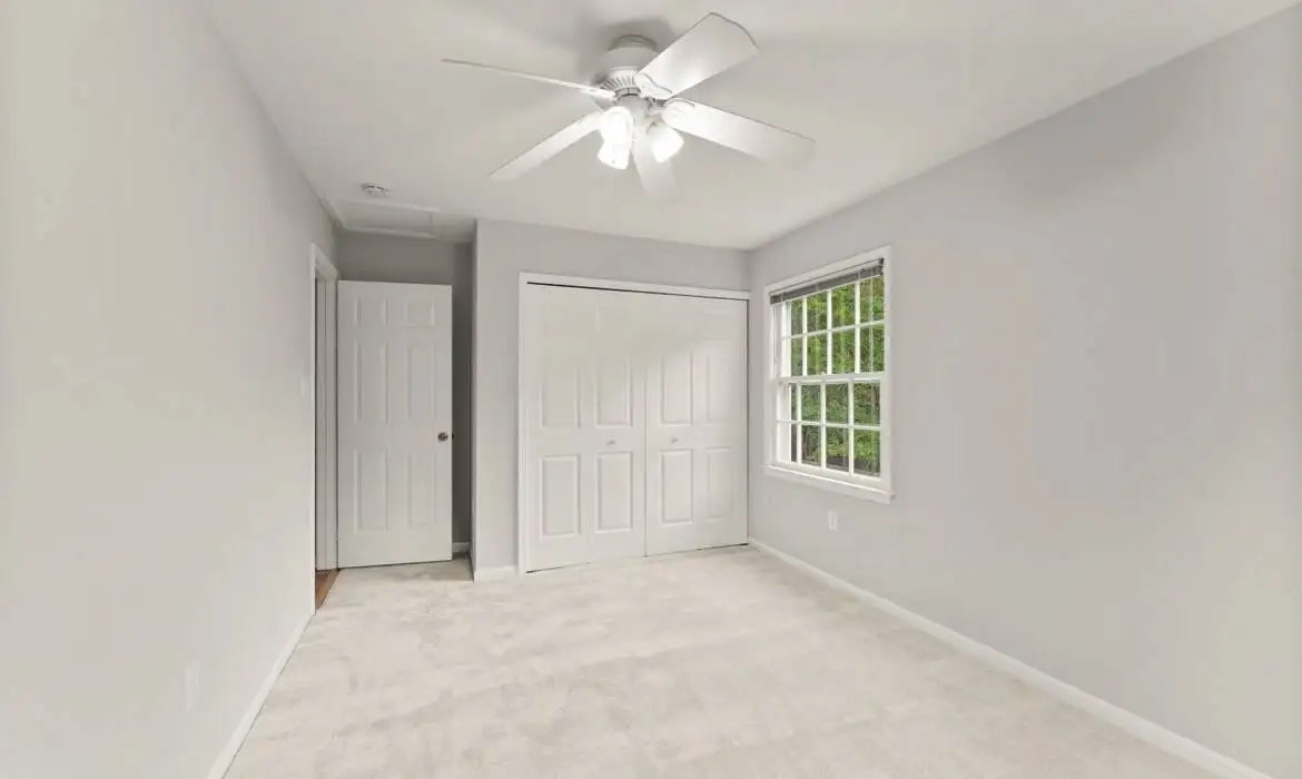 Garrell Group Top Fairfax County Realtor 2660 Oakton Glen Dr 24