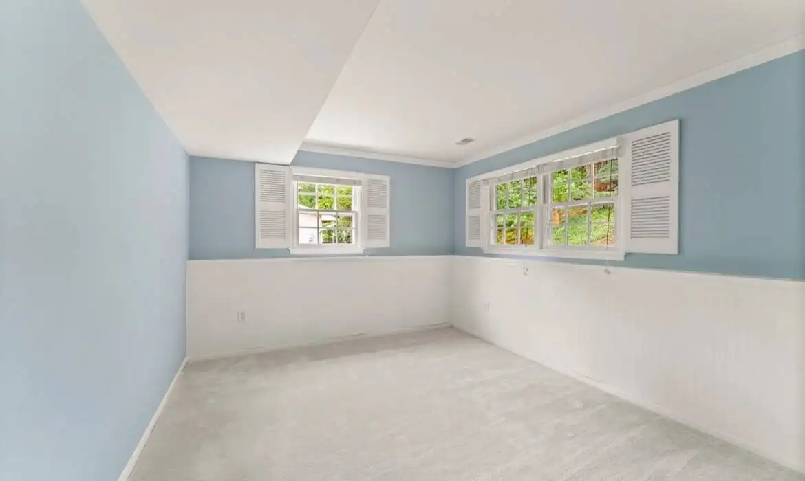 Garrell Group Top Fairfax County Realtor 2660 Oakton Glen Dr 32
