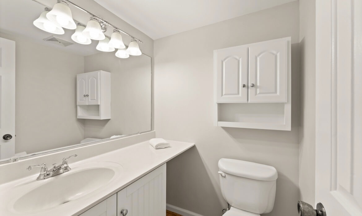 Garrell Group Top Fairfax County Realtor 2660 Oakton Glen Dr 34