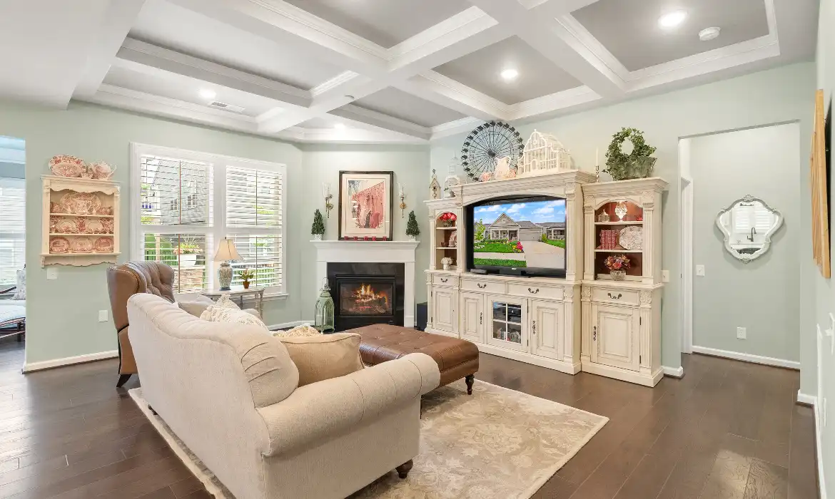 Garrell Group Top Leesburg Realtor 15986 Sweet Violet Ln web 11