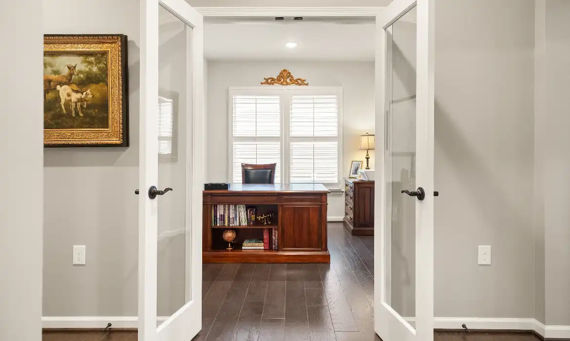 Garrell Group Top Leesburg Realtor 15986 Sweet Violet Ln web 18