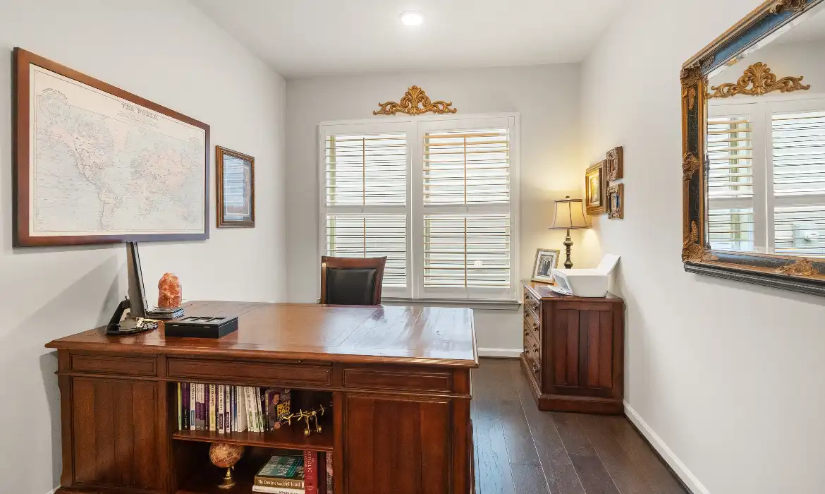 Garrell Group Top Leesburg Realtor 15986 Sweet Violet Ln web 19