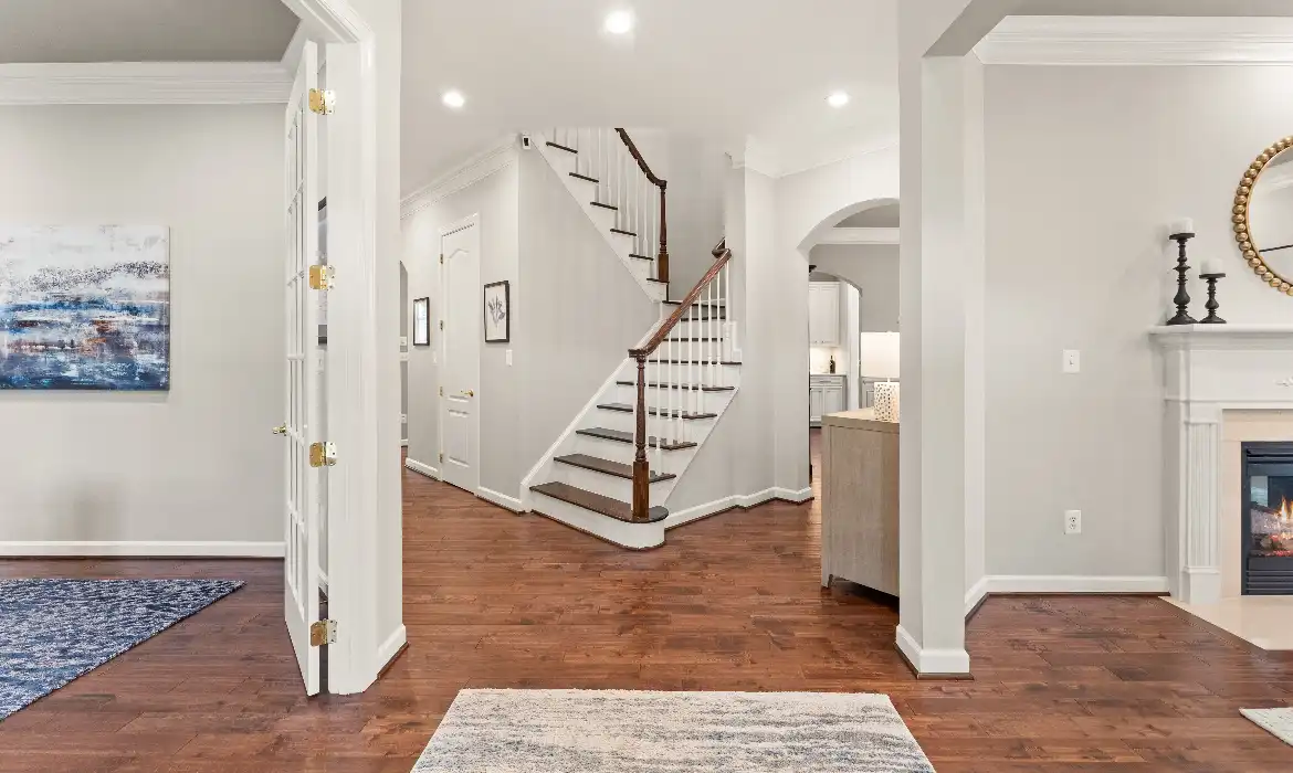 Garrell Group Top Leesburg Realtor 18729 Upper Meadow Dr web 05