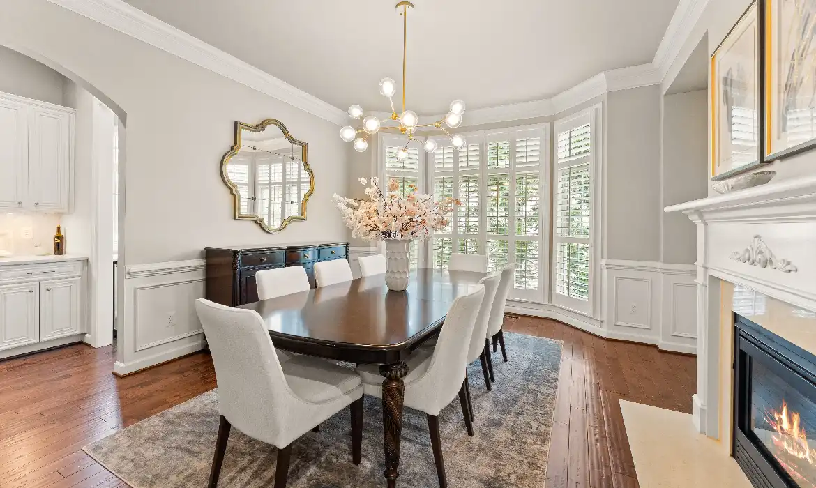 Garrell Group Top Leesburg Realtor 18729 Upper Meadow Dr web 09
