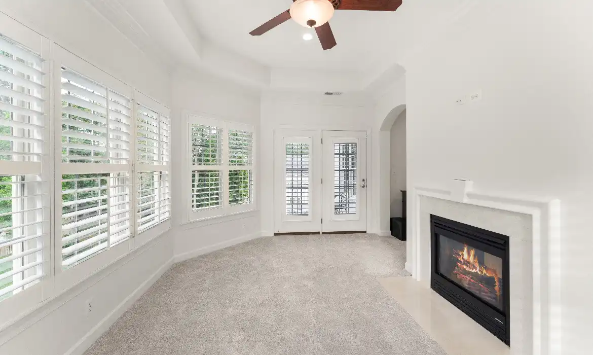 Garrell Group Top Leesburg Realtor 18729 Upper Meadow Dr web 23