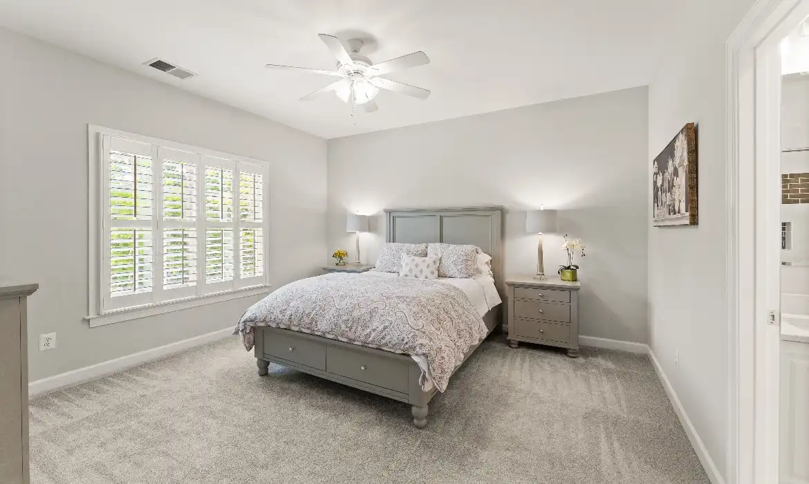 Garrell Group Top Leesburg Realtor 18729 Upper Meadow Dr web 33