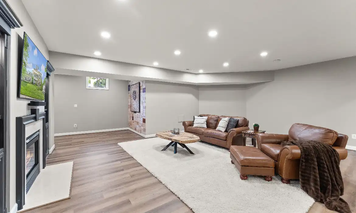 Garrell Group Top Leesburg Realtor 18729 Upper Meadow Dr web 42