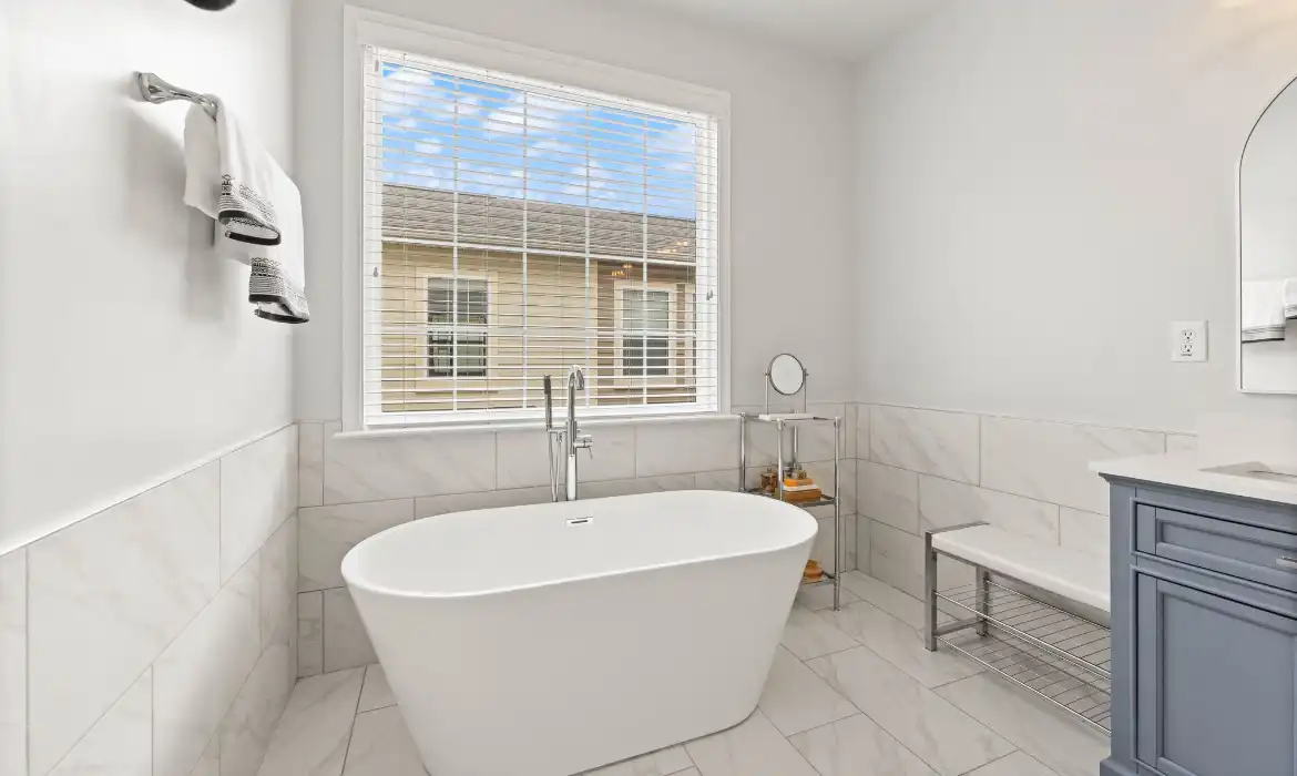 Garrell Group Top Leesburg Realtor 19436 Coppermine Sq web 23