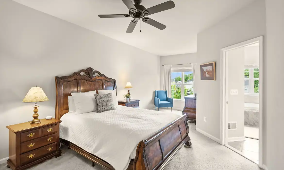 Garrell Group Top Purcellville Realtor 201 Miles Hawk Ter web 25