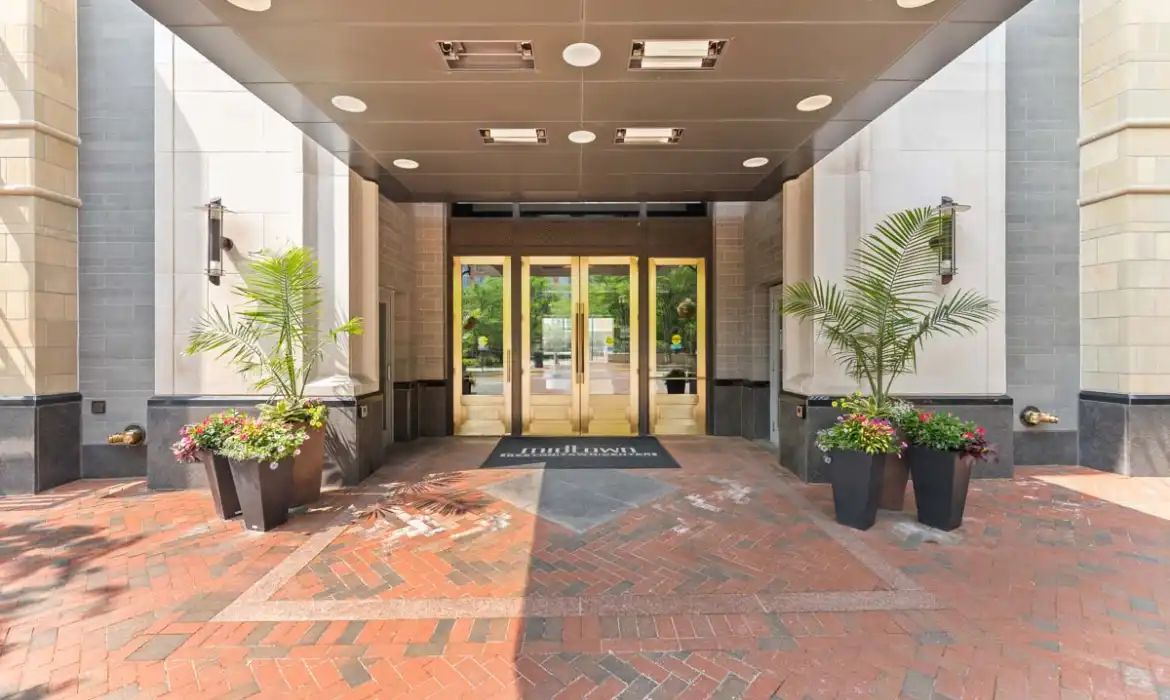 Garrell Group Top Reston Realtor 11990 Market St 701 web 03