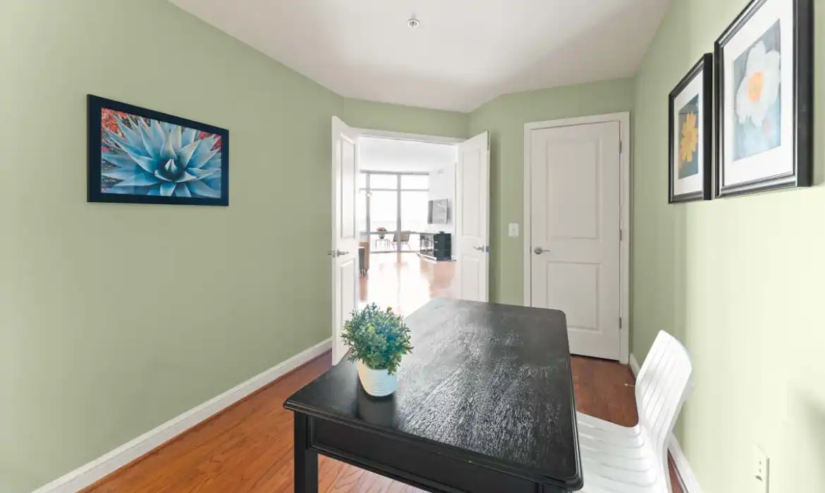 Garrell Group Top Reston Realtor 11990 Market St 701 web 07