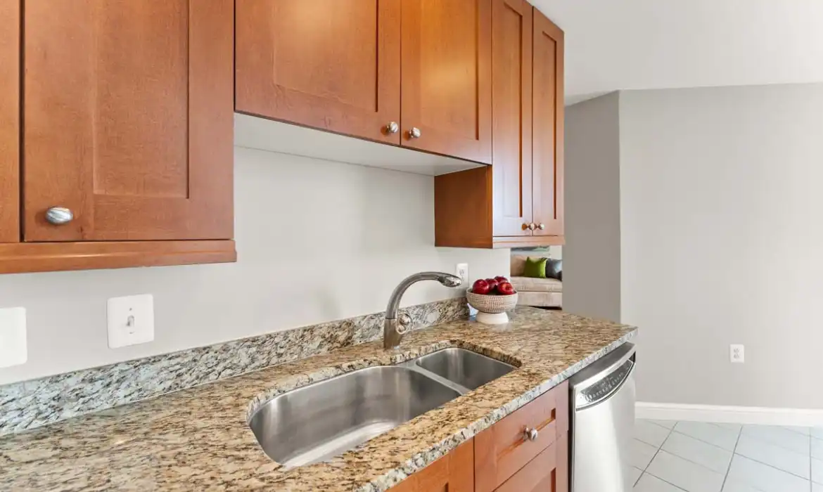 Garrell Group Top Reston Realtor 11990 Market St 701 web 18