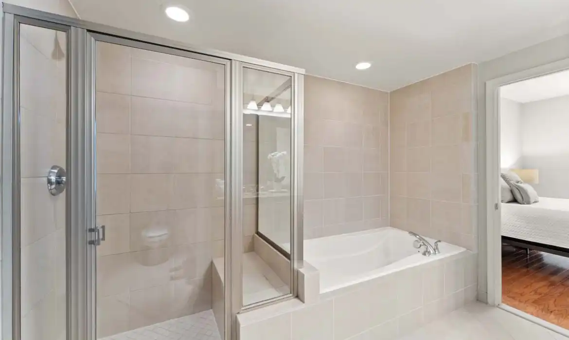 Garrell Group Top Reston Realtor 11990 Market St 701 web 25