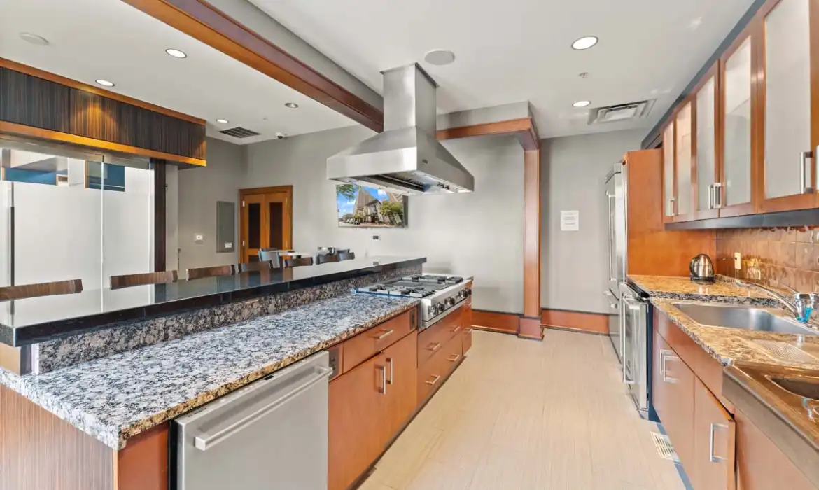 Garrell Group Top Reston Realtor 11990 Market St 701 web 35