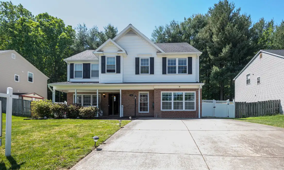 Garrell Group Top Woodbridge Realtor 6193 Oaklawn Ln web 03