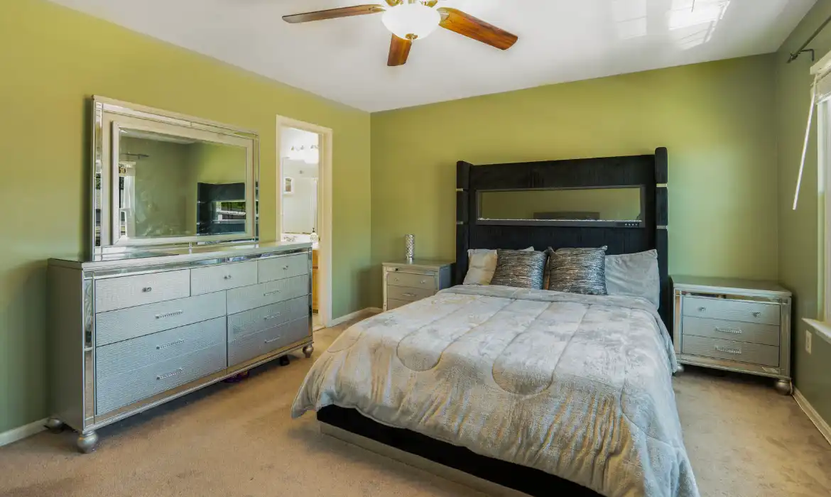 Garrell Group Top Woodbridge Realtor 6193 Oaklawn Ln web 20