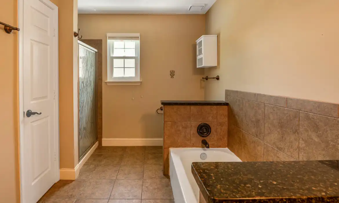 Garrell Group Top Woodbridge Realtor 6193 Oaklawn Ln web 28
