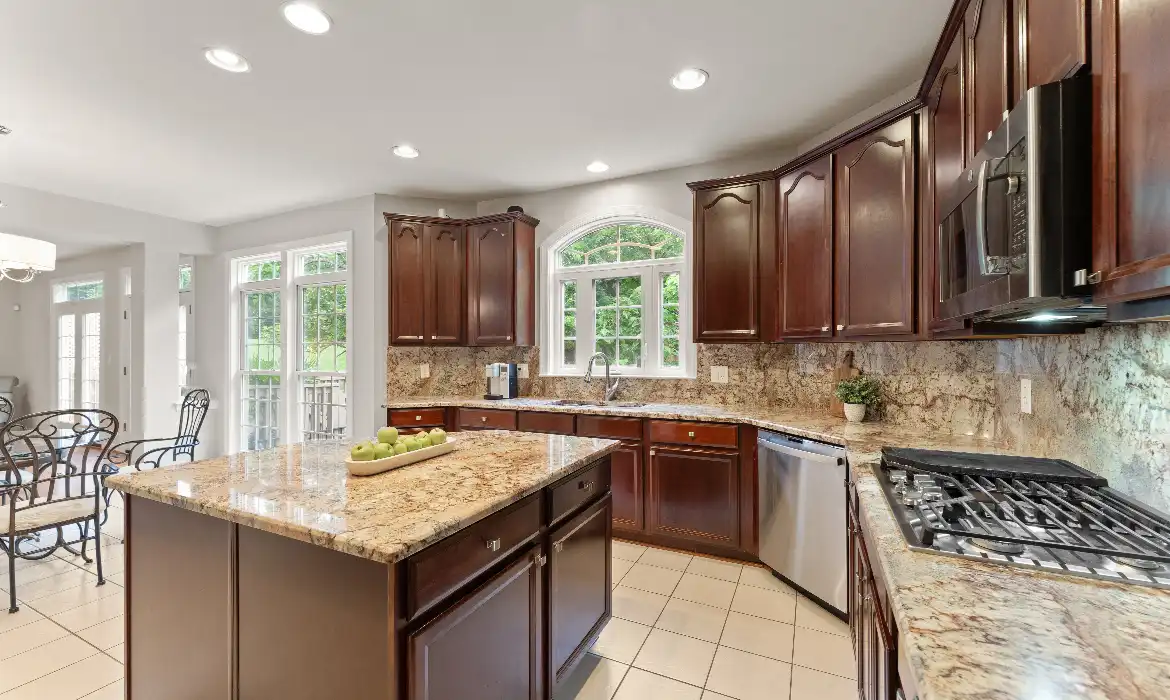 Garrell Group Top Leesburg Realtor 1814 Woods Edge Dr NE web 13