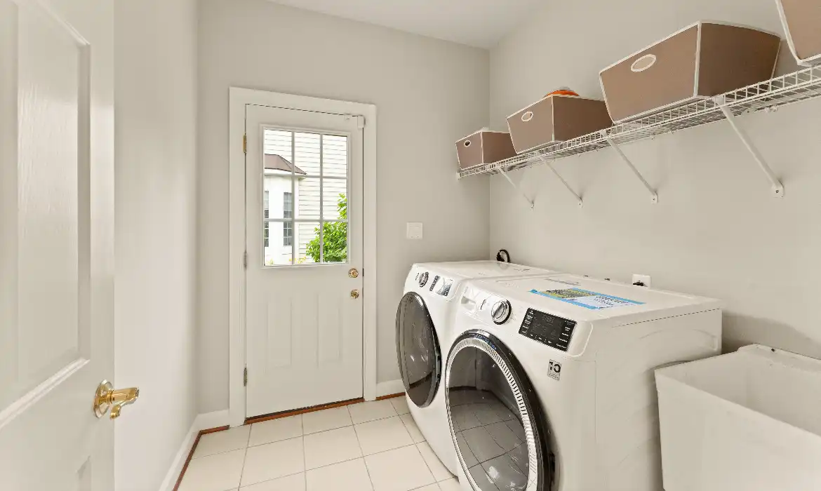 Garrell Group Top Leesburg Realtor 1814 Woods Edge Dr NE web 20