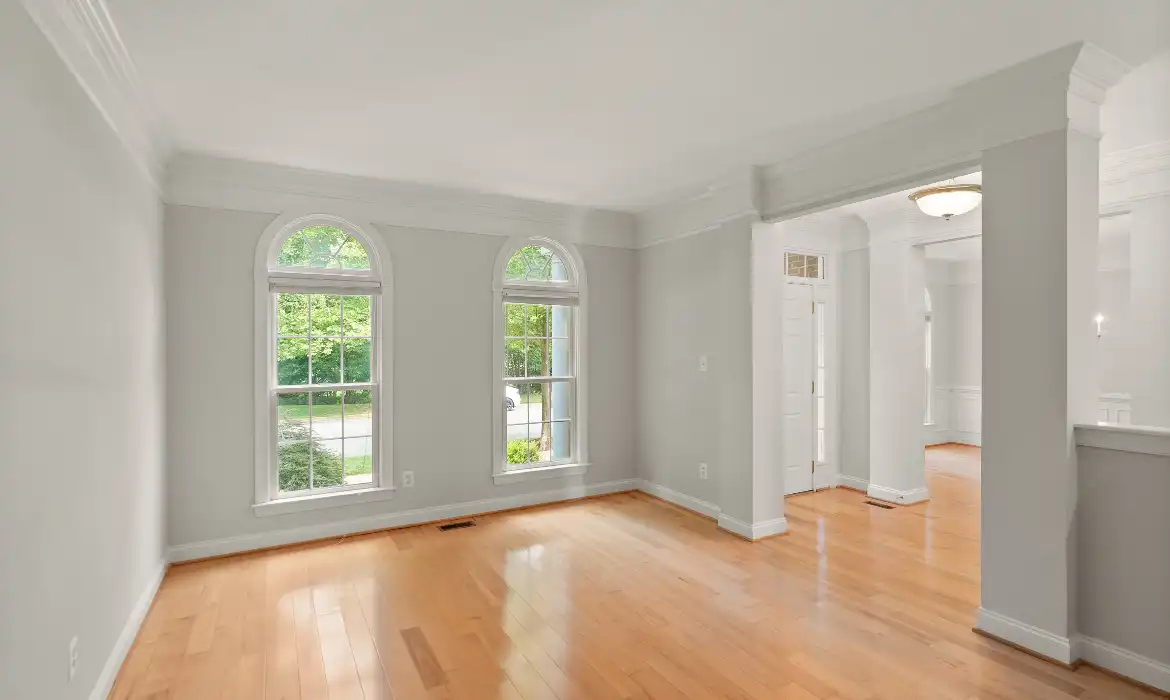 Garrell Group Top Leesburg Realtor 19339 Mill Dam Pl web 06