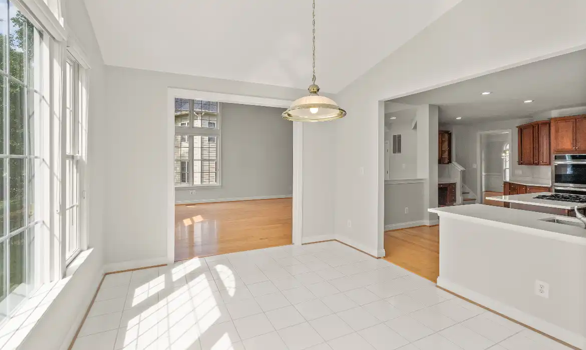 Garrell Group Top Leesburg Realtor 19339 Mill Dam Pl web 15