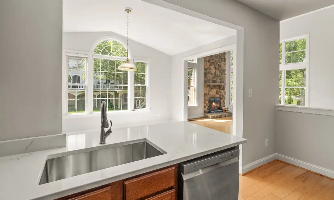 Garrell Group Top Leesburg Realtor 19339 Mill Dam Pl web 20