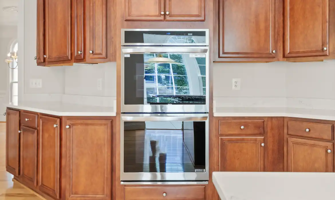 Garrell Group Top Leesburg Realtor 19339 Mill Dam Pl web 22