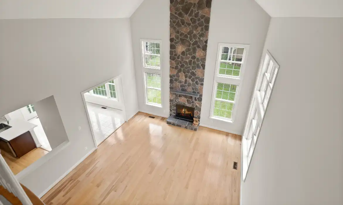 Garrell Group Top Leesburg Realtor 19339 Mill Dam Pl web 25