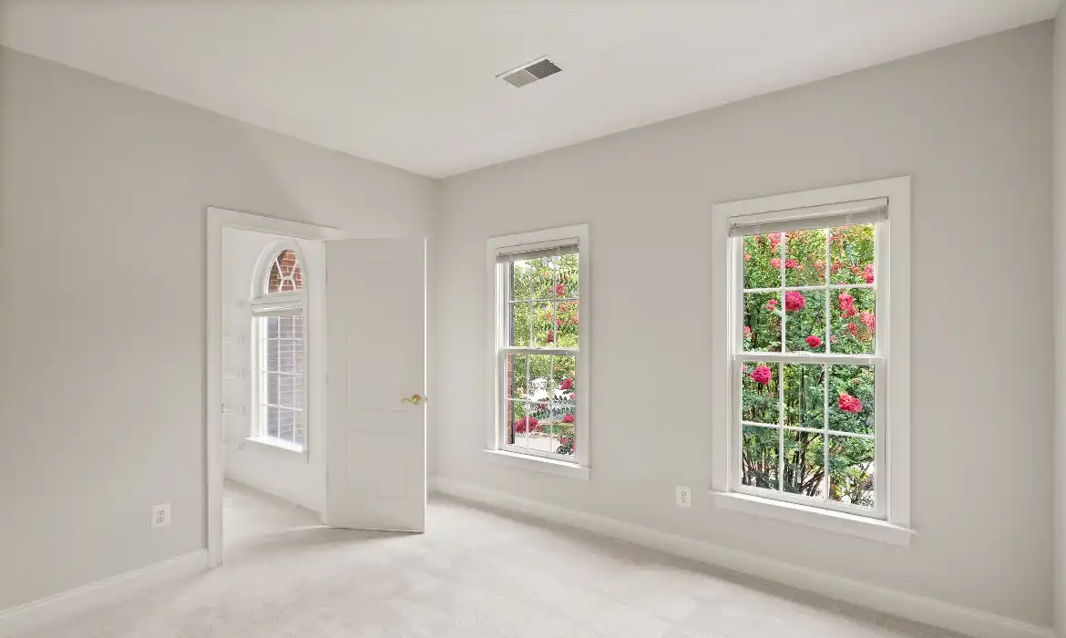 Garrell Group Top Leesburg Realtor 19339 Mill Dam Pl web 32