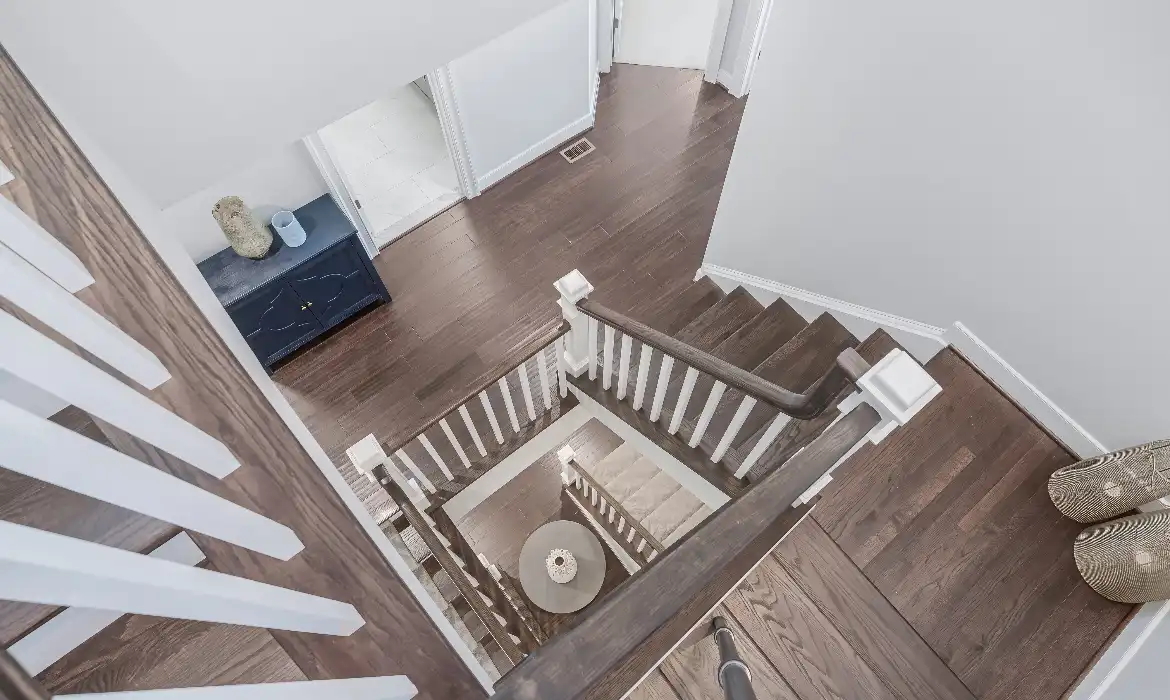 Garrell Group Top Leesburg Realtor 43561 Michigan Sq web 03