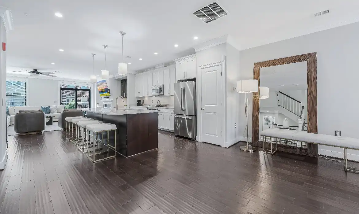 Garrell Group Top Leesburg Realtor 43561 Michigan Sq web 04