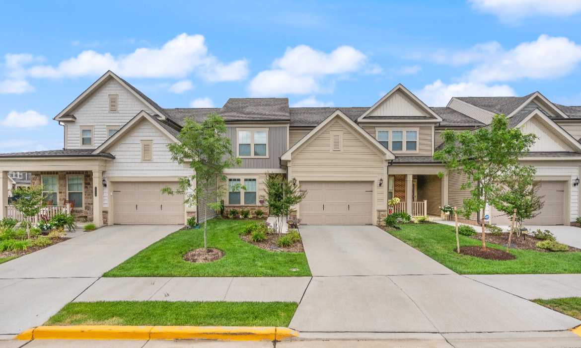 Garrell Group Top Haymarket Realtor 15524 Marigold Falls Ln web 04