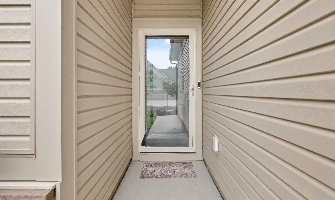 Garrell Group Top Haymarket Realtor 15524 Marigold Falls Ln web 06