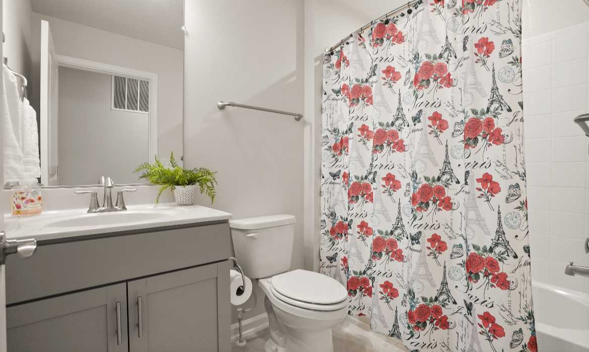 Garrell Group Top Haymarket Realtor 15524 Marigold Falls Ln web 39