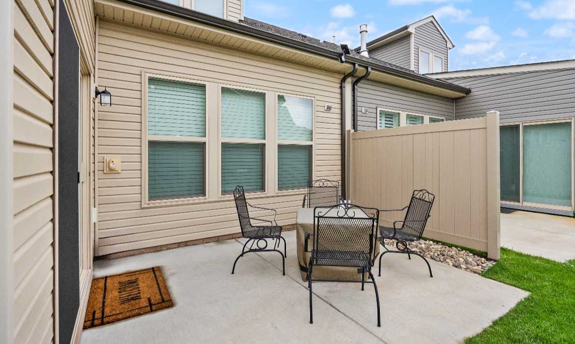 Garrell Group Top Haymarket Realtor 15524 Marigold Falls Ln web 41