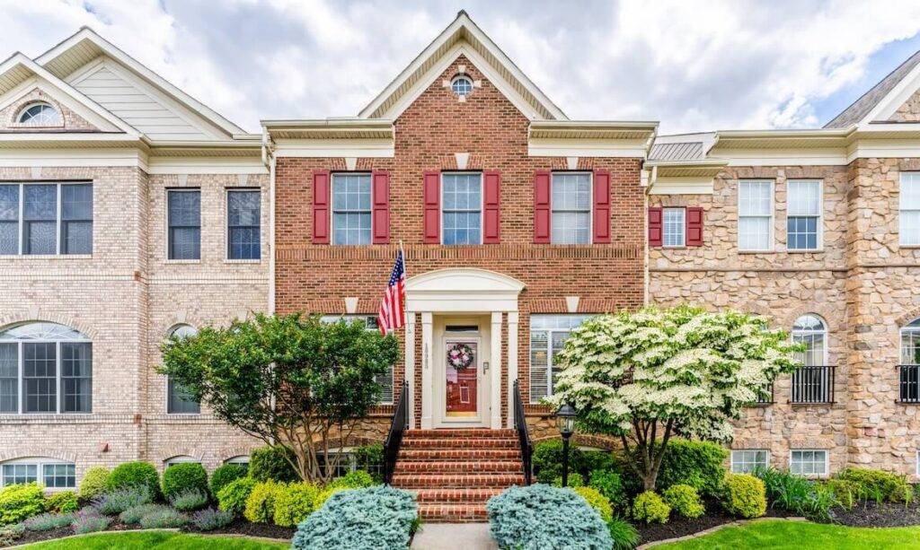 Selling Loudoun County real estate like this brick townhome in Lansdowne listed by top local realtors Jean Garrell Group