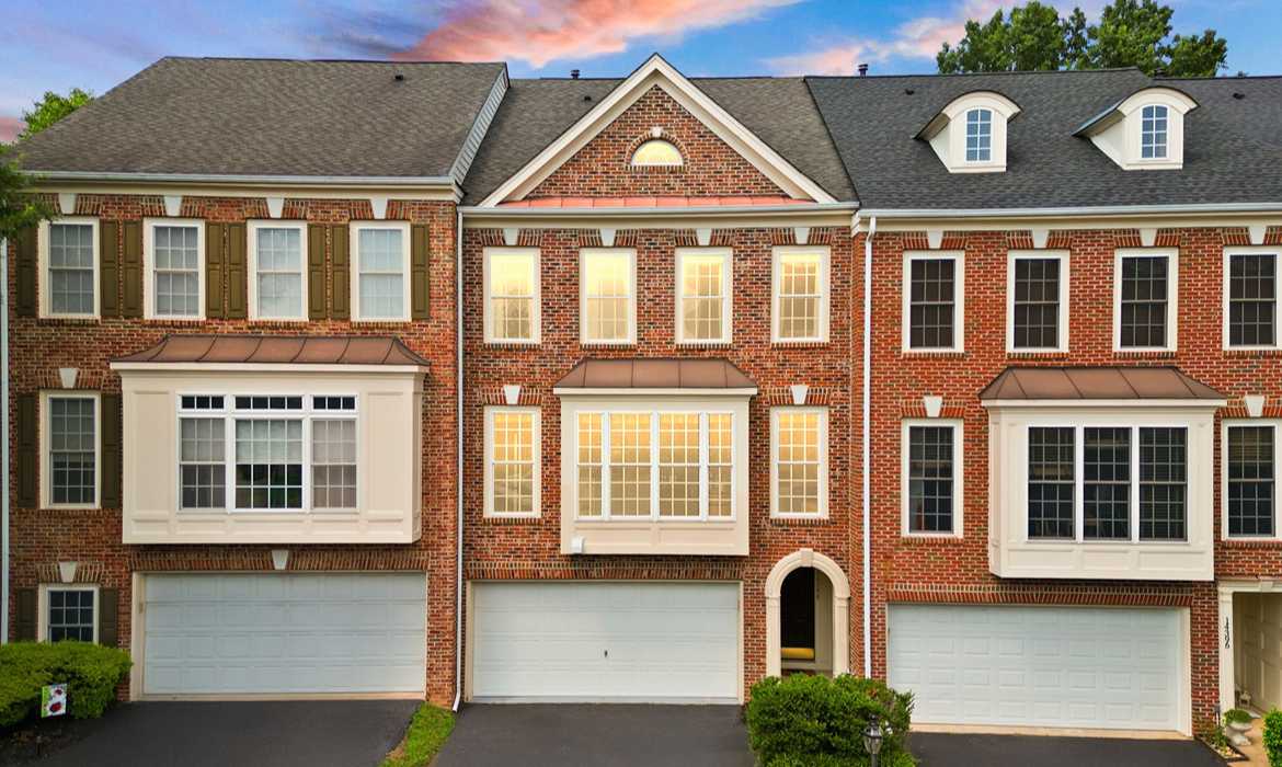Garrell Group Top Leesburg Realtor 14398 Verde Pl web 01